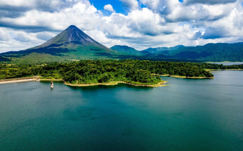Lake Arenal with volcano view