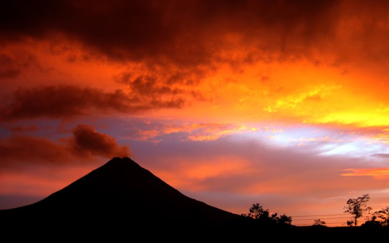 Arenal Volcano at sunset